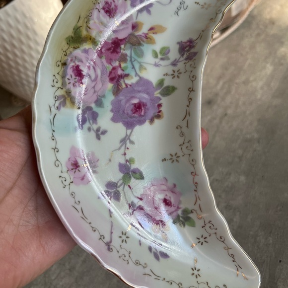 Royal Crown Chantilly Rose Crescent Bone Dish Hand Painted by D. Kent japan - Picture 3 of 8